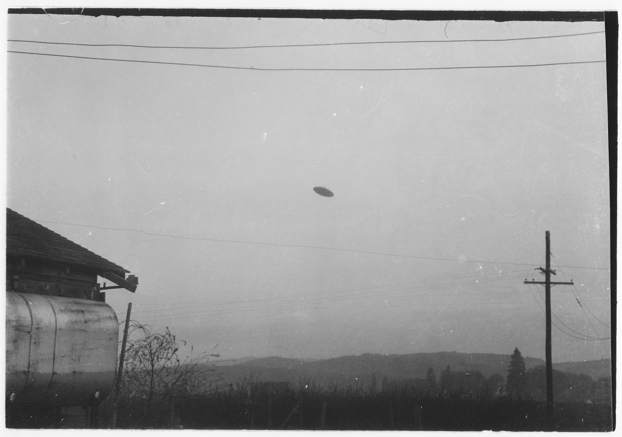 McMinnville UFO Photo (1 of 2)