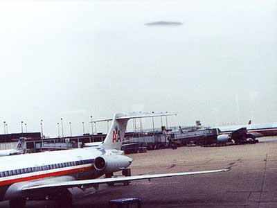 O'Hare UFO Hoax Photo