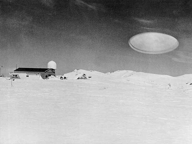 Chalk Mountain UFO Photo