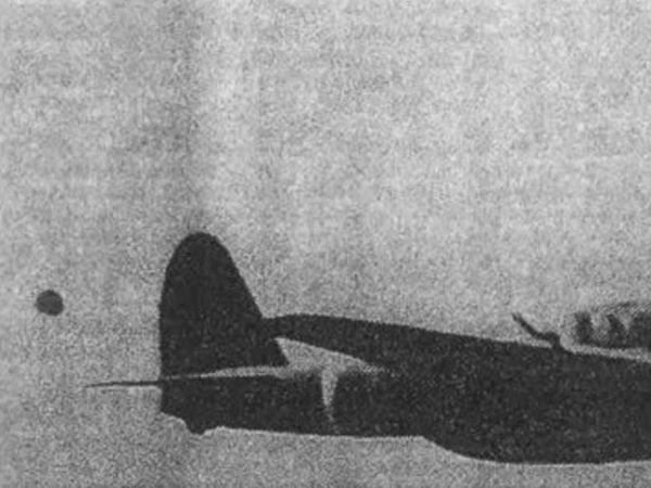 Foo Fighter Seen by World War II Pilot