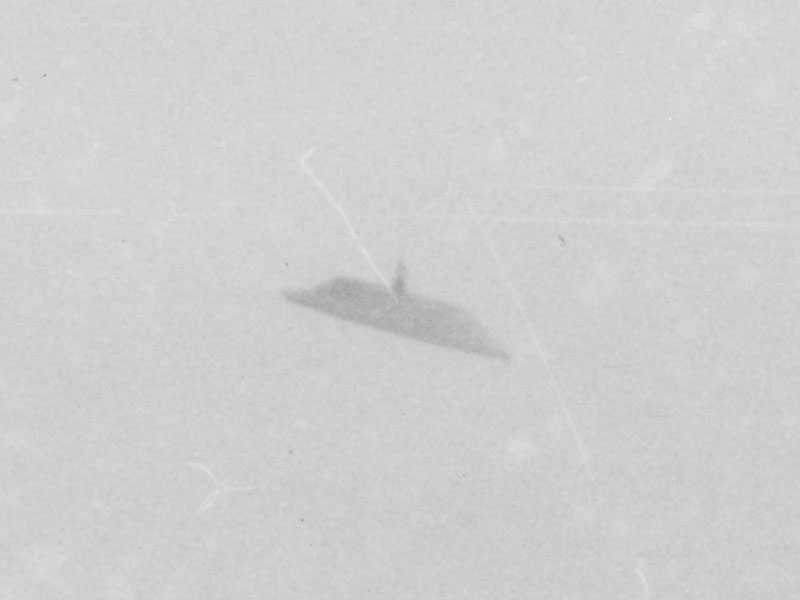 McMinnville UFO Photo (2 of 2) closeup