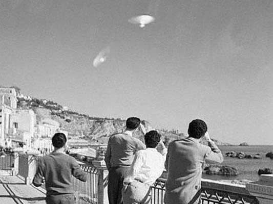 Photo of UFOs Over Sicily, 1954