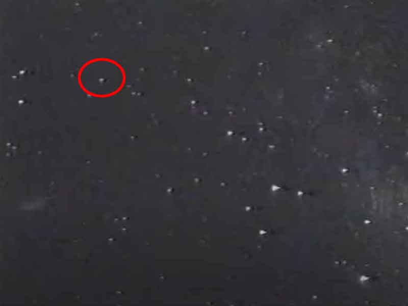 UFO Hides With Stars, Then Moves